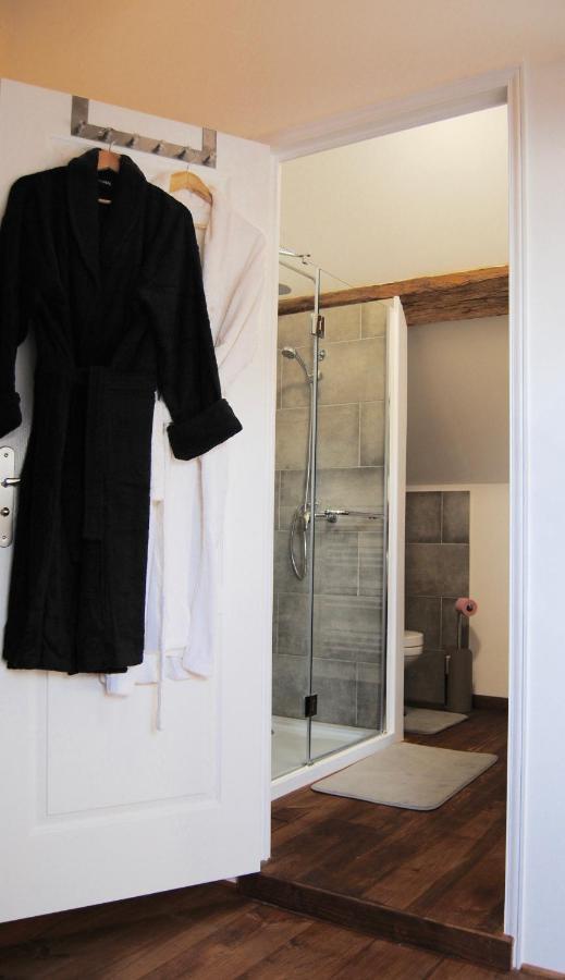 Chambres D'Hotes Domaine Les Grands Perons Herisson Exterior photo